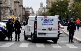 Atac armat la Paris. Mai multe persoane rănite iar un bărbat și-a pierdut viața